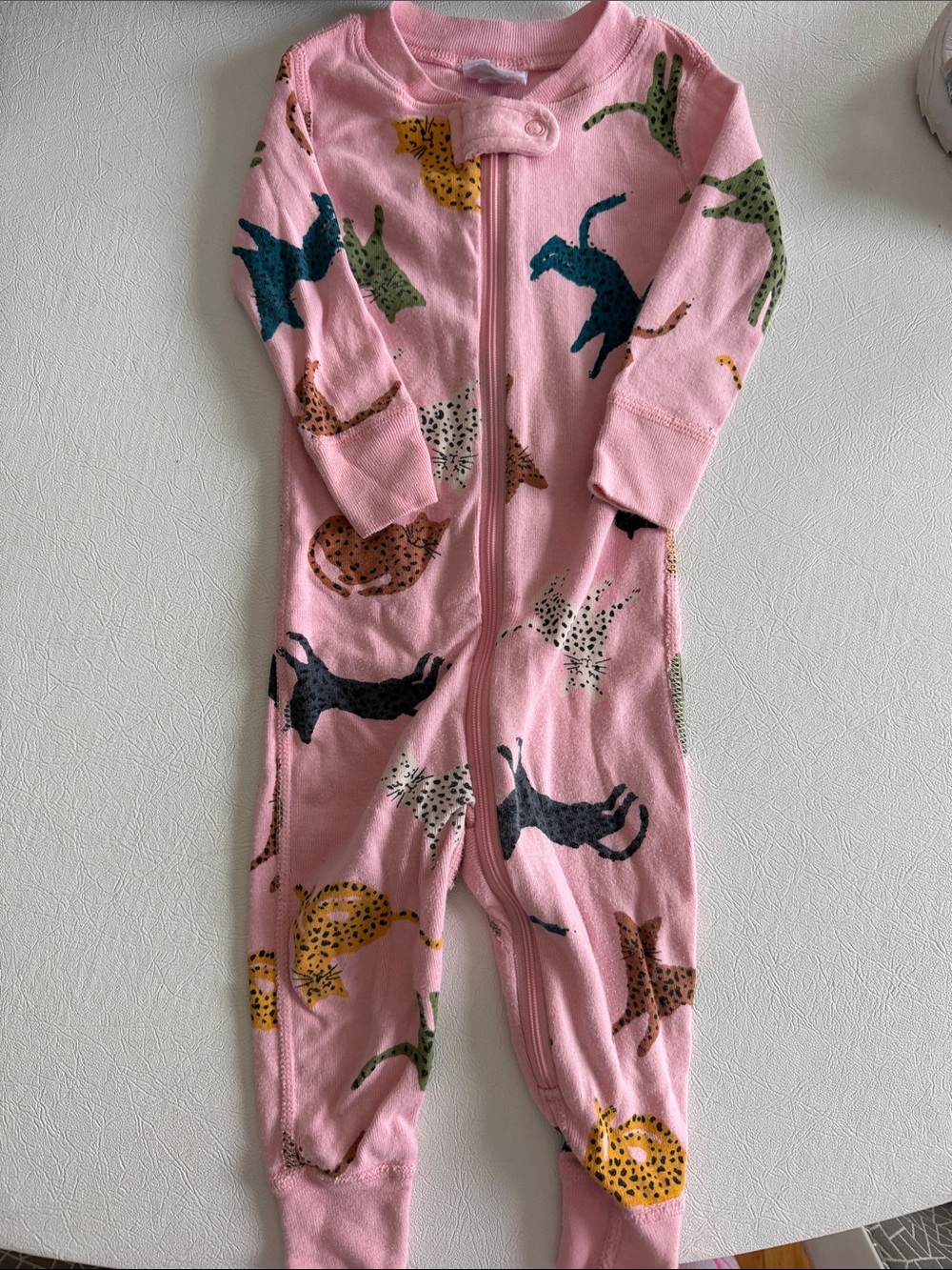 6-12 months Hanna Andersson Pink Animal Print Zip One-Piece pajama